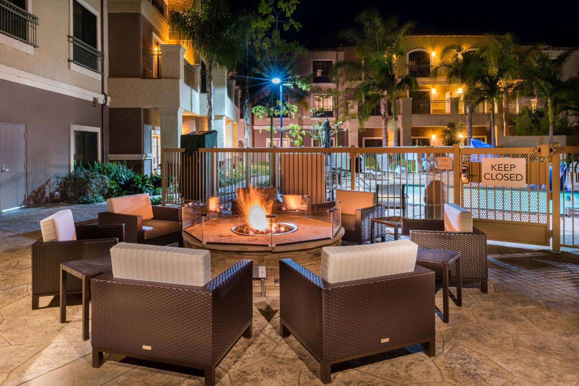 Courtyard By Marriott San Luis Obispo Hotel Exterior foto